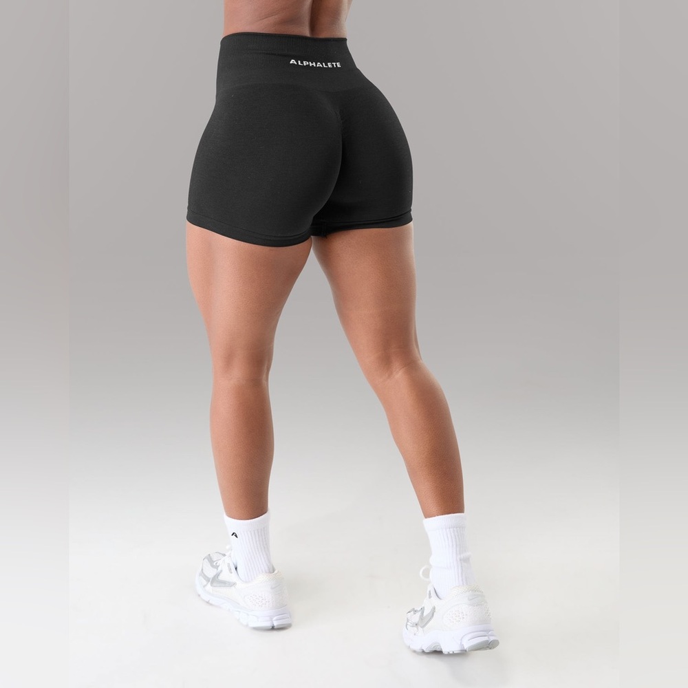 ALPHALETE AMPLIFY GRAVITY ULTRA-HIGH RISE SHORT Women’s Medium Dark gray